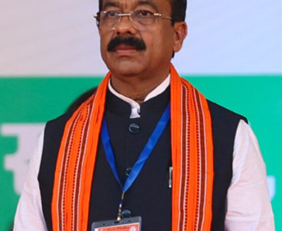 ठेकेदारों