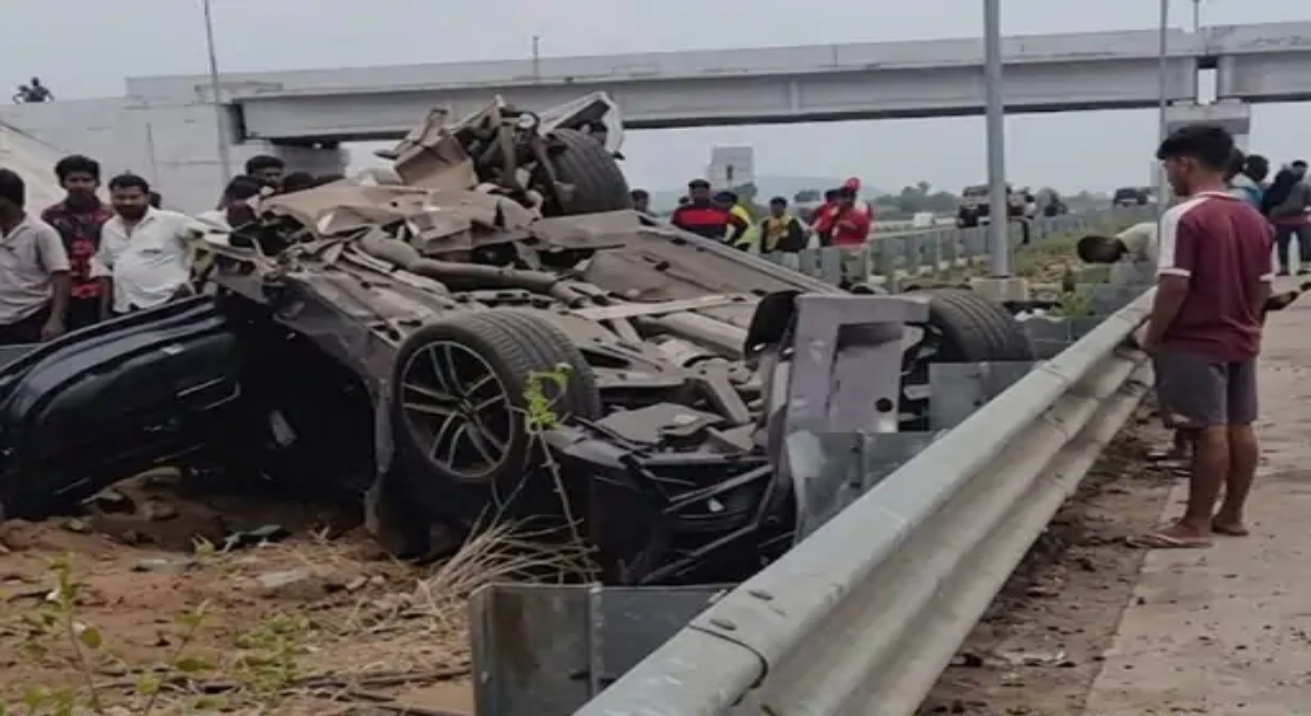BMW Crash, BMW Accident, Mumbai Delhi Expressway, Thane Accident, Badlapur Crash, High Speed Car Crash, BMW 250 kmph, Road Accident, Fatal Car Accident, Maharashtra News, Thane News, BMW Divider Collision, Luxury Car Accident, Yogesh Negi, Rebecca Jacob, Angad BMW Driver, Birthday Party Tragedy, Expressway Accident, Overspeeding Accident, Dangerous Driving,