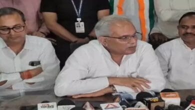 Bhupesh Baghel, Bilaspur News, Congress Training Camp, Chhattisgarh Politics, Kaka Abhi Zinda Hai, Congress Leadership, Rahul Gandhi, BJP Vs Congress, RSS Controversy, Ram Mandir Remark, Farmers Issue, Fertilizer Shortage, DAP Fertilizer, Electricity Price Hike, Petrol Diesel Price, Hardeep Singh Puri, Chhattisgarh Farmers, Law And Order, Deepak Baij, Charandas Mahant, Assembly Election 2028, Collective Leadership, Bhupesh Baghel Statement, Bilaspur Circuit House, Chhattisgarh News, Political News India, BJP Government, Congress Protest, Inflation Issue, Rural Politics India