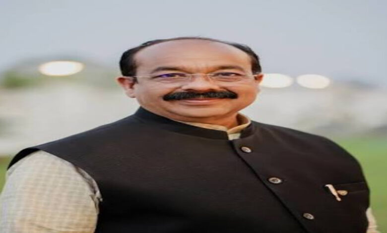 अरुण
