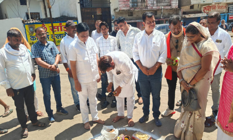 कार्यों