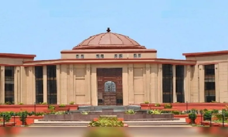 Bilaspur High Court, Chhattisgarh High Court, Bilaspur District Hospital, District Hospital Bilaspur, Hospital Facilities, Hospital Inspection, Court Commissioner, Krushna Ram Mahapatra, Palash Tiwari, Healthcare in Chhattisgarh, Bilaspur News,