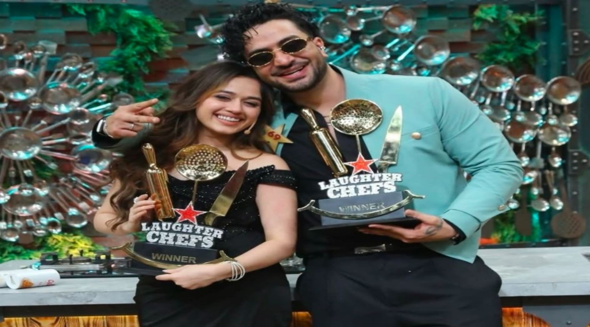 Laughter Chefs Season 3, Laughter Chefs Winner, Aly Goni, Jannat Zubair, Aly Goni Jannat Zubair, Karan Kundrra, Elvish Yadav, Laughter Chefs Grand Finale, Laughter Chefs Season 3 Winner, Bharti Singh, Harpal Singh Sokhi, Rohit Shetty, Khatron Ke Khiladi 15, Entertainment News, TV News, Reality Show, Celebrity News, लाफ्टर शेफ्स सीजन 3, अली गोनी, जन्नत जुबैर, करण कुंद्रा, एल्विश यादव