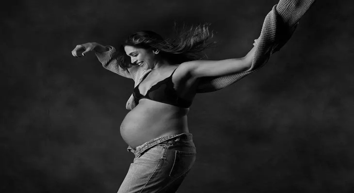 **Keywords (English):** Deepika Padukone, Deepika Pregnancy, Deepika Padukone Baby Bump, Ranveer Singh, Deepika Third Trimester, Deepika Instagram Story, Bollywood News, Celebrity Pregnancy, Deepika Second Pregnancy, Deepika Delivery, Baby Bump, Pregnancy Update, Deepika Ranveer Baby, Daughter Dua, Entertainment News, Bollywood Couple, Deepika Health Update, Viral Post, Instagram Viral, Celebrity News