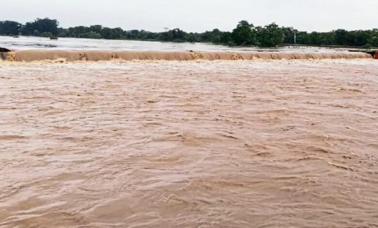 Flood News, India Floods, Assam Flood, Kerala Rain, Chhattisgarh Flood, Gujarat Rain, Heavy Rainfall, Monsoon 2026, IMD Weather Alert, Flood Alert, Landslide News, Assam Flood Death Toll, Kerala Landslide, Narayanpur Flood, Abujhmad Flood, Rain Alert India, NDRF, SDRF, Weather News, India Weather Update, Flood Rescue, Monsoon News, Heavy Rain Alert, Natural Disaster, Breaking News India