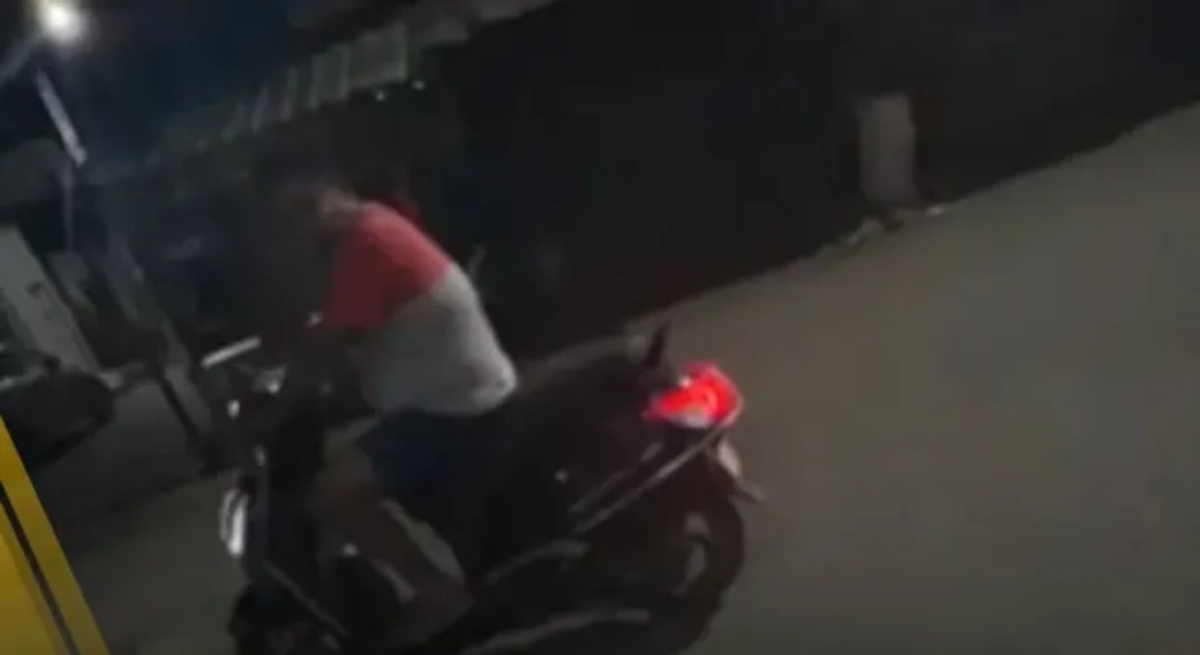 Bengaluru News, Bengaluru Crime, Karnataka News, Sexual Harassment, Women Safety, Cab Waiting Woman, Ramamurthy Nagar, Bengaluru Police, Karnataka Police, Crime News, Women Safety News, Sexual Abuse Case, Harassment Case, Viral Video, Police Investigation, Public Safety, Crime Against Women, India Crime News, Latest News, Breaking News, Karnataka Crime News