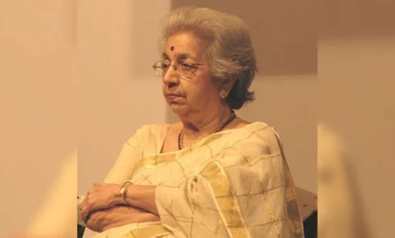 Vijaya Mehta, Vijaya Mehta Death, Vijaya Mehta Passed Away, Marathi Theatre, Theatre Legend, Indian Theatre, Theatre Director, Marathi Actress, Anupam Kher, Anupam Kher Tribute, Rao Saheb, Pestonjee, Smritichitre, National Film Award, Sangeet Natak Akademi Award, Bollywood News, Entertainment News, Celebrity Death, Indian Cinema, Theatre News, Marathi Film Industry, Breaking News, India News, Latest Entertainment News