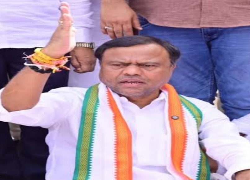 दीपक बैज