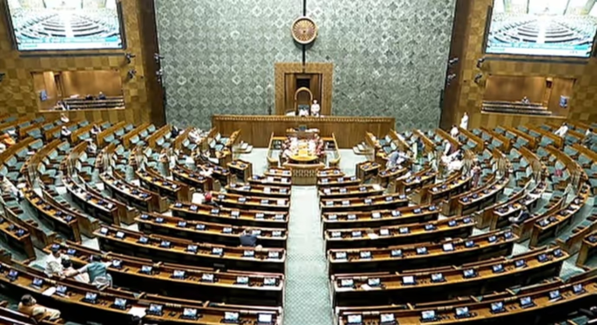 Digital Arrest, Deepfake, AI Deepfake, Digital Arrest Scam, Digital Crime, Cyber Crime, Cyber Fraud, AI Crime, Digital Fraud, Supreme Court, Supreme Court News, Tushar Mehta, Attorney General, R Venkataramani, CJI Surya Kant, Joymalya Bagchi, V Mohana, Cyber Security, Online Scam, Cyber Law, Digital Arrest Law, Deepfake Law, AI Generated Content, Parliament Bill, Government Bill, Criminal Law, Cyber Crime Law, Digital Scam, Online Fraud, CBI Investigation, Cyber Crime News, India News, Latest News, Technology News