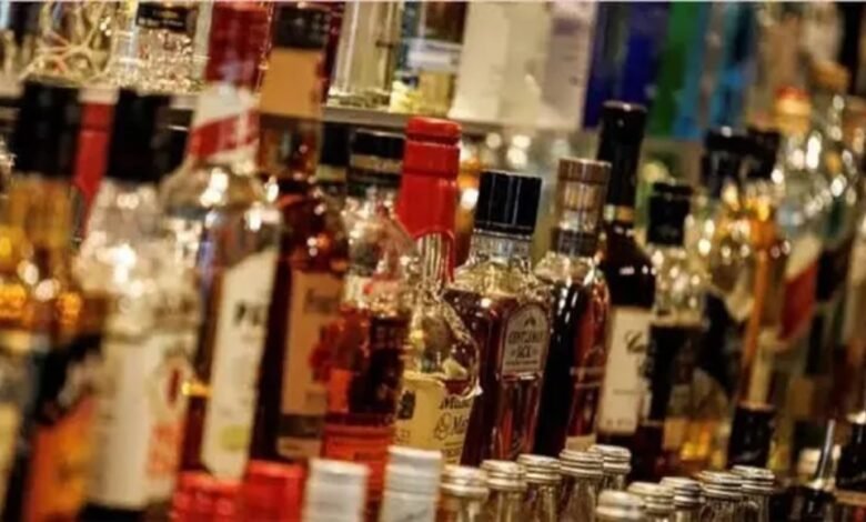 Panchkula Police, Liquor Smuggling, Chandigarh Liquor, Illegal Liquor, Liquor Smuggling Network, Sports Goods, West Bengal, Assam, Siliguri, Barpeta, Anti Narcotic Cell, Liquor Seized, Truck Seized, Excise Act, Haryana Police, Chandigarh Mark Liquor, Crime News,