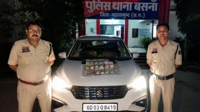 Mahasamund Police, Basna Police, Illegal Cash, Cash Seizure, Suspicious Cash, Cash Checking, Artiga Car, Maruti Ertiga, Padampur Road, Odisha, Karuna Naik, 11.98 Lakh Cash, Cash Seized, Two Mobile Phones, Vehicle Seized, BNSS Section 94, Police Investigation, Illegal Money, Cash Transport, Chhattisgarh News, Mahasamund News, Basna News, Odisha News, Crime News, Police Action