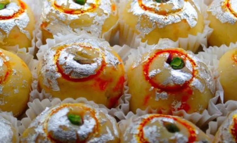 Festive Season, Sweet Adulteration, Milk Adulteration, Mawa Adulteration, Adulterated Sweets, Food Safety, Sweet Quality Check, Iodine Test, Mawa Test, Silver Foil Adulteration, FSSAI, Festival Sweets, Food Adulteration, Health Tips,