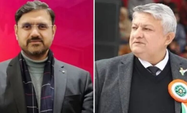 Jammu Kashmir, Omar Abdullah, Satish Sharma, Transport Minister, Transport Commissioner, Special Pal Mahajan, Jammu Kashmir Government, Administrative Dispute, Minister Officer Clash, Transport Department, Jammu Kashmir Politics, Government Officials, Driving Licence, Vehicle Registration, Automated Testing Station, Political News