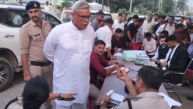 Morena, Morena News, Magistrate Checking, Vehicle Checking, Traffic Police, District Court Morena, Traffic Rules, Traffic Challan, Vehicle Inspection, Black Film, Illegal Hooter, Number Plate Violation, Traffic Violation, Morena Traffic Police, Radharamn Dandautia, Municipal Corporation Morena, Madhya Pradesh News, MP News, Road Safety, Traffic Enforcement, Vehicle Documents, Traffic Challan Action, Magistrate Check, Latest MP News