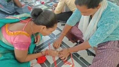 rakhi 1