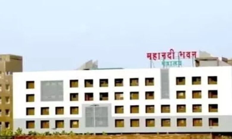 Chhattisgarh Transfer News, SAS Officers Transfer, Administrative Reshuffle, Raipur Additional Collector, Deputy Collector Transfer, Chhattisgarh Government, General Administration Department, District Administration, Officer Posting,
