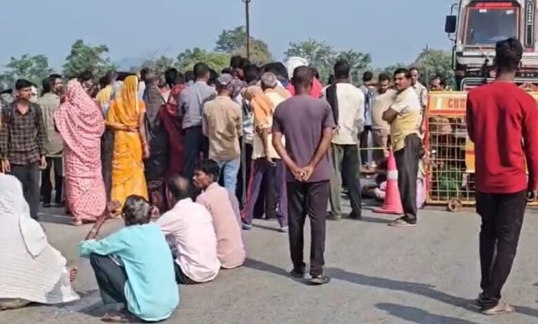 Chhattisgarh Road Accident, Kanker Accident, Gaurela Pendra Marwahi, GPM Road Accident, Dussehra Accident, Four Dead, Road Accident News, 24 Injured, Kanker News, Chakkajam, Road Safety, Bilaspur SIMS, Chhattisgarh News, Bike Accident,