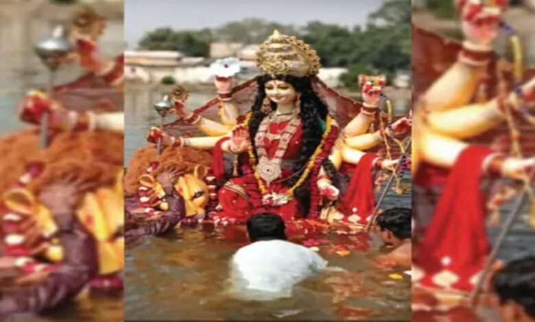 नदी